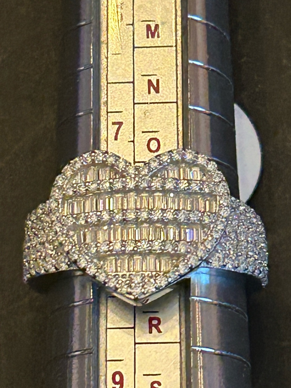 Stunning & Romantic 3.00CTW Moissanite Heart Ring w/Pave & Baguette Gems 💎 Sz 8 - Picture 9 of 14